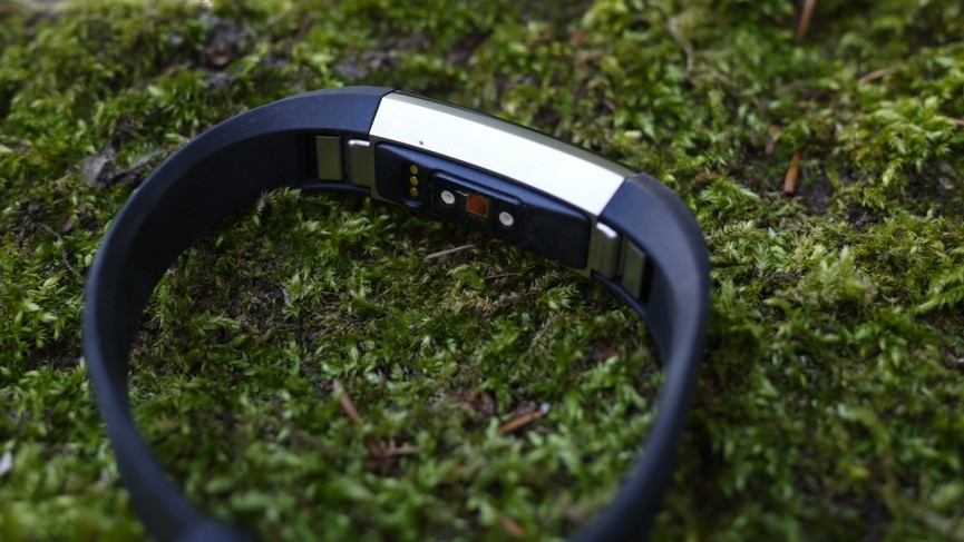 Fitbit Alta HR v Fitbit Alta