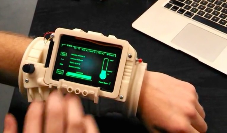 pip-boy-3000-1411757606-hVzs-column-width-inline