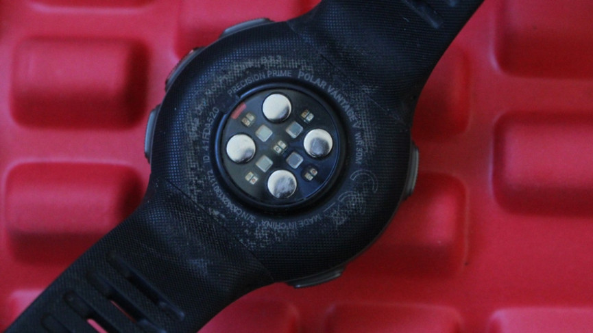 ​Polar Grit X vs Vantage V: Performance sports watches compared
