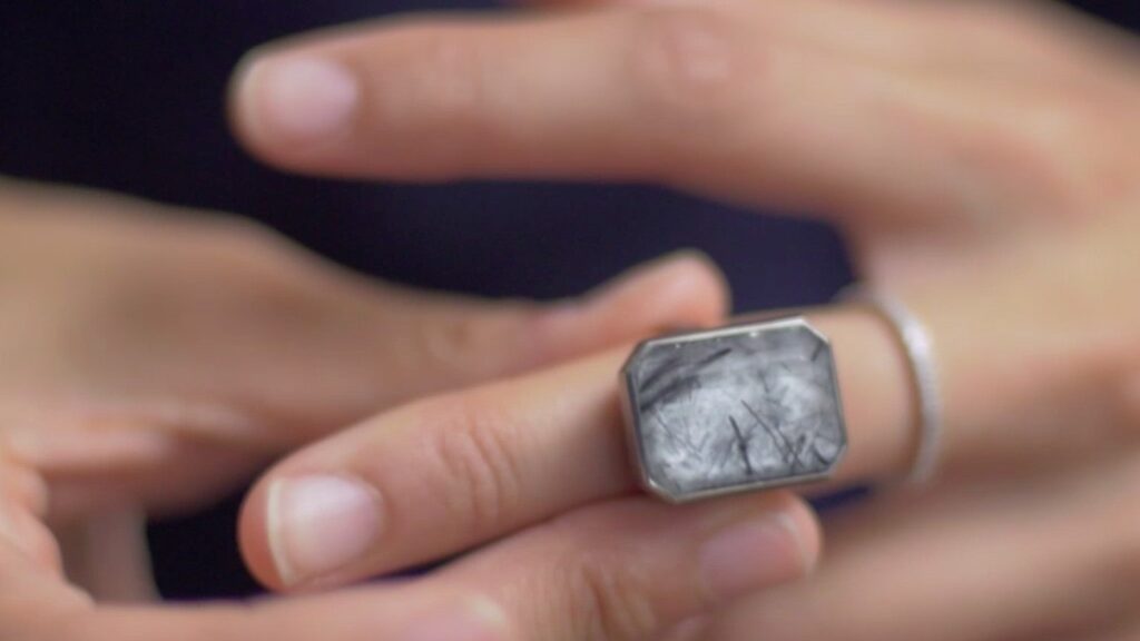 Ringly CEO: Keep smart jewellery simple with no screens or steps