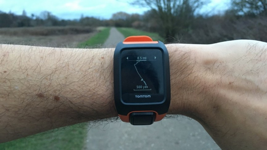 TomTom Adventurer v Garmin Fenix 3
