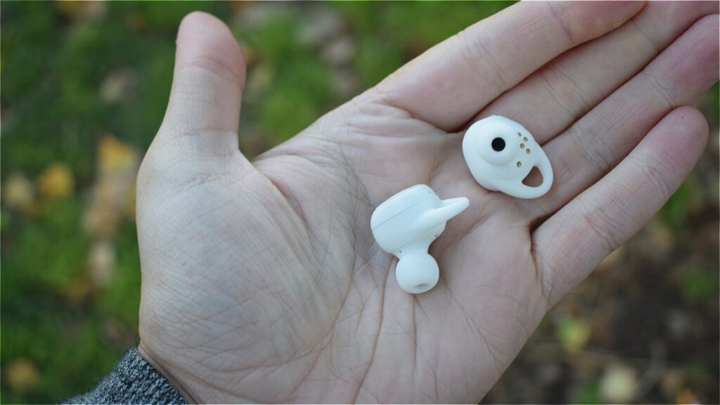 Samsung Gear IconX review