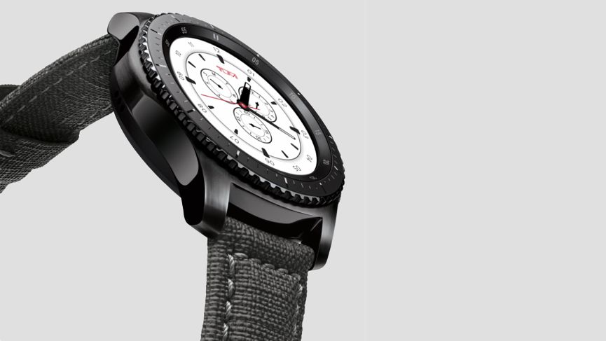 Samsung's special edition TUMI Gear S3 is made for the frequent flyer