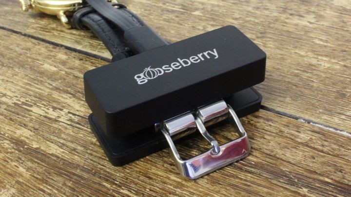 Living with Smart Buckle: Swapping my Fitbit for a secret activity tracker