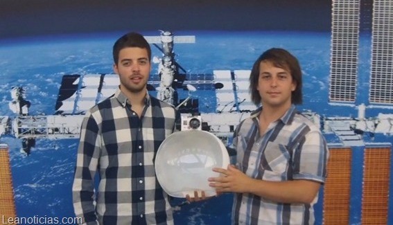 space-helmet-1411757596-96H5-column-width-inline