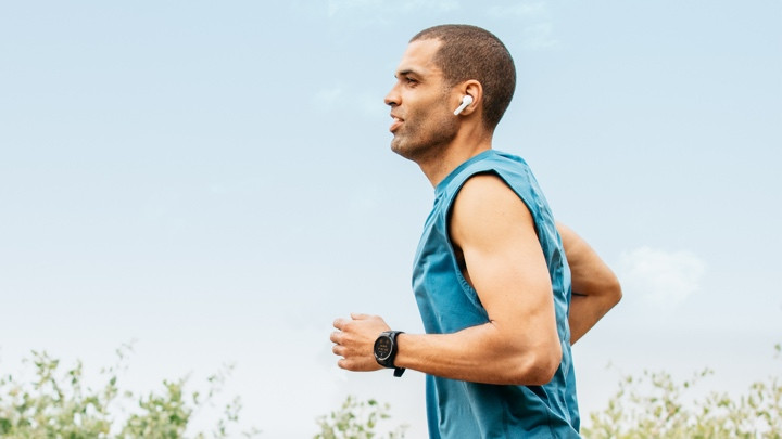 TicWatch Pro comes with LTE to help you take calls away from your phone