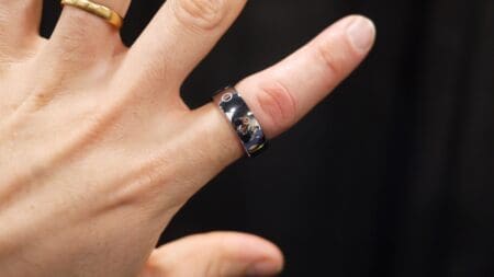 Circular 2 hands on CES