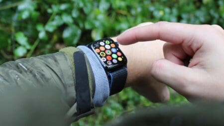 The Apple Watch SE 2 just hit its lowest price since last Black Friday apple-watch-se-2-on-wrist