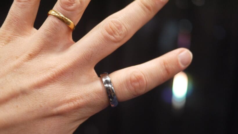 I found the long-lost Velia smart ring at CES — and it’s seriously slim