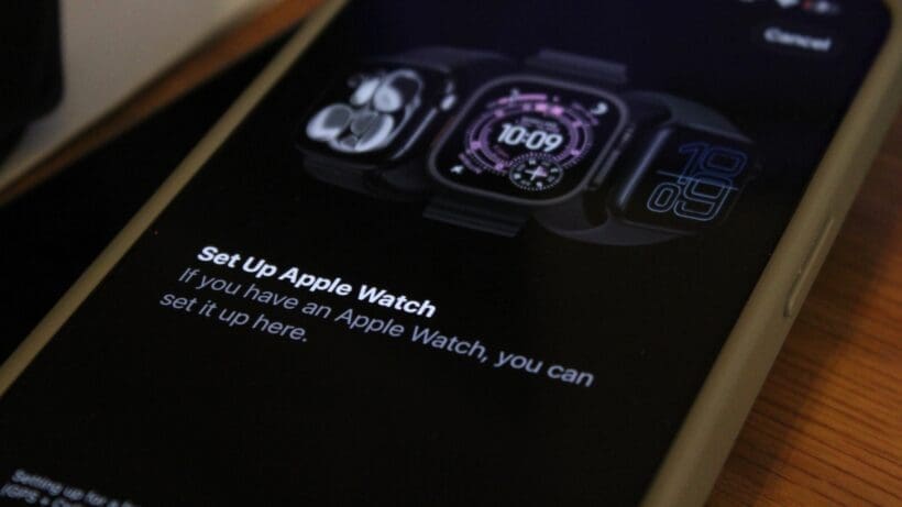 apple-watch-pairing-iphone-screen