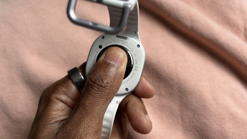 tracking vascular load with thumb on galaxy watch 8