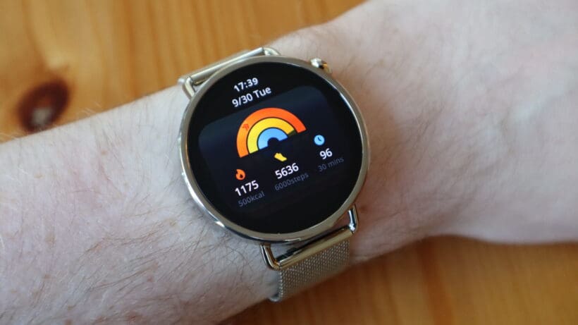 A quick glance at the daily effort on the Xiaomi Watch S4 41mm.