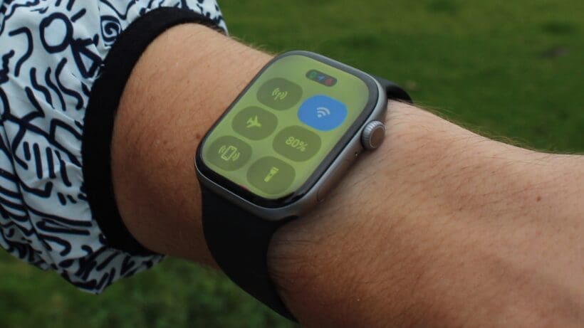 apple-watch-series-11-control-center