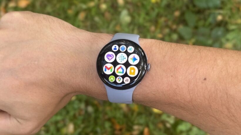 google-pixel-watch-4-app-grid-wrist