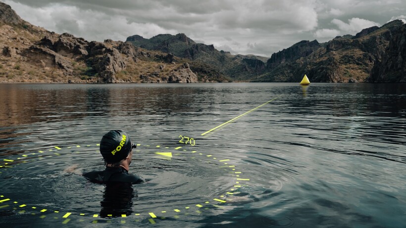 Form makes its ‘SwimStraight’ digital compass free for all its smart goggles users