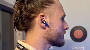 galaxy-buds-4-pro-side-profile